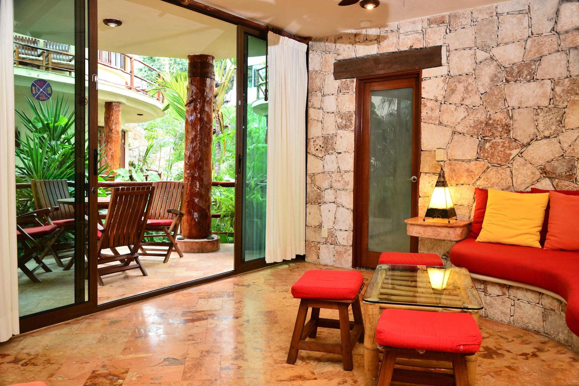 Villas Sacbe Condo Hotel And Beach Club Playa del Carmen Exterior photo